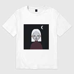 Футболка оверсайз женская Девочка блондинка под месяцем на чёрном фоне, цвет: белый