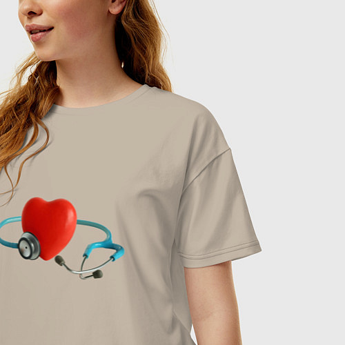 Женская футболка оверсайз Здоровое сердце - стетоскоп / Миндальный – фото 3