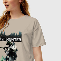 Футболка оверсайз женская Лучший охотник на фоне леса, цвет: миндальный — фото 2