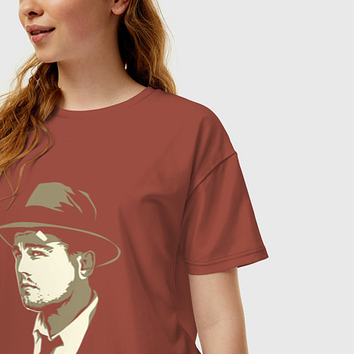 Женская футболка оверсайз Дикаприо в шляпе / Кирпичный – фото 3