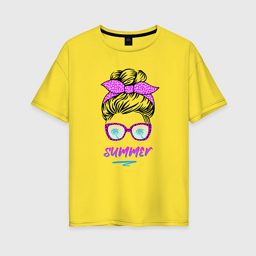 Женская футболка оверсайз Лето - девушка в розовых солнцезащитных очках / Желтый – фото 1