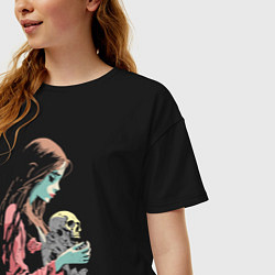Футболка оверсайз женская Кукла колдуна с черепом, цвет: черный — фото 2