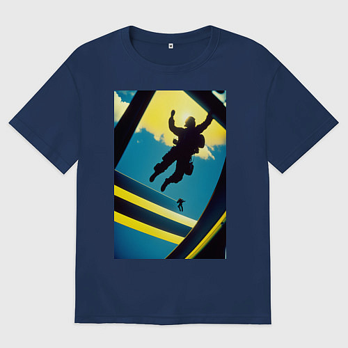 Женская футболка оверсайз Два парашютиста / Тёмно-синий – фото 1