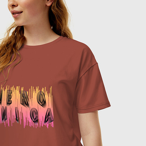 Женская футболка оверсайз Вероника - объемные буквы / Кирпичный – фото 3
