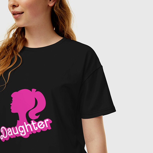 Женская футболка оверсайз Дочь - силуэт Барби / Черный – фото 3