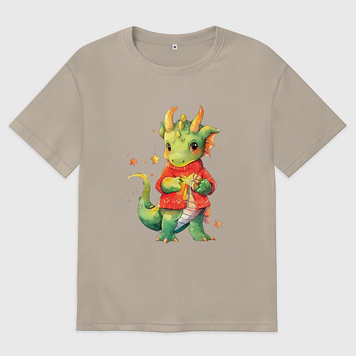 Женская футболка оверсайз Милый дракончик в свитере / Миндальный – фото 1