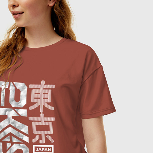 Женская футболка оверсайз Токио типографика / Кирпичный – фото 3