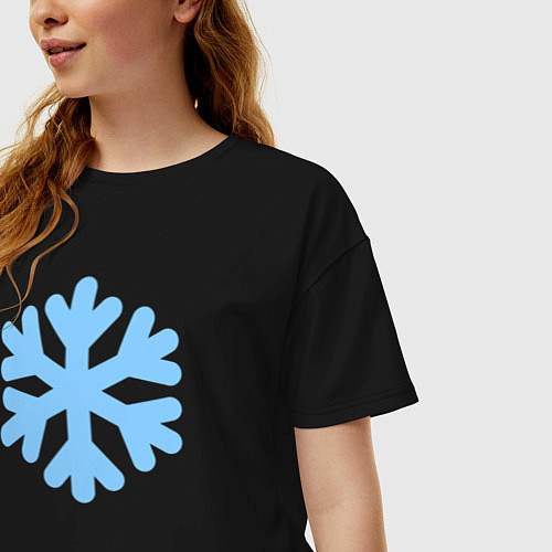 Женская футболка оверсайз Голубая снежинка / Черный – фото 3