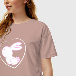 Футболка оверсайз женская Кролик в сердце, цвет: пыльно-розовый — фото 2