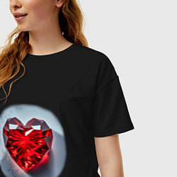 Футболка оверсайз женская Красное хрустальное сердце на белом фоне, цвет: черный — фото 2