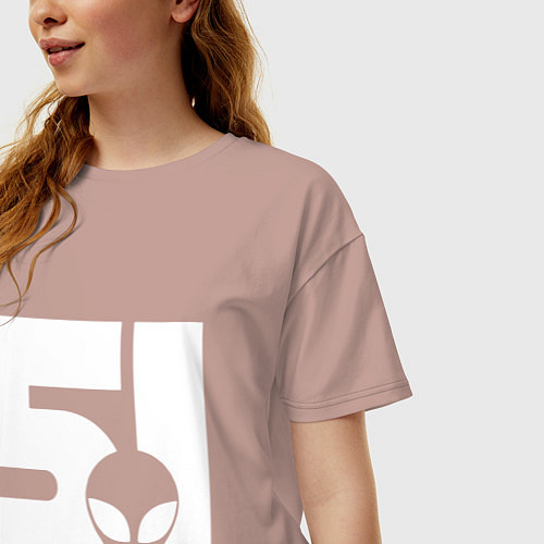 Женская футболка оверсайз Зона 51 / Пыльно-розовый – фото 3