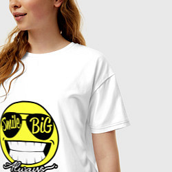 Футболка оверсайз женская Smile big always, цвет: белый — фото 2