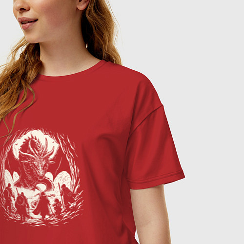 Женская футболка оверсайз Герои в логове дракона / Красный – фото 3
