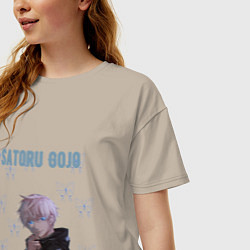 Футболка оверсайз женская Сатору Годжо с бабочками, цвет: миндальный — фото 2