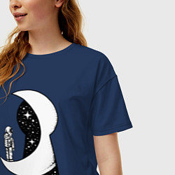 Футболка оверсайз женская Космос в замочной скважине, цвет: тёмно-синий — фото 2