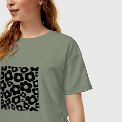 Футболка оверсайз женская Абстрактный черный цветочный узор, цвет: авокадо — фото 2