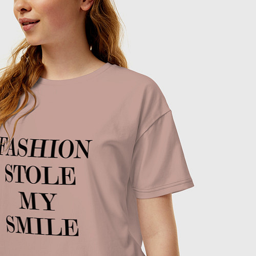 Женская футболка оверсайз Надпись на английском: мода украла мою улыбку / Пыльно-розовый – фото 3