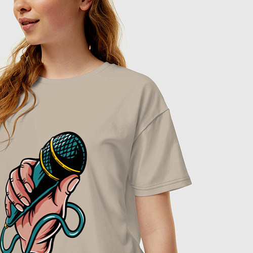 Женская футболка оверсайз Микрофон в руке / Миндальный – фото 3