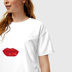 Футболка оверсайз женская Губки с красной помадой, цвет: белый — фото 2