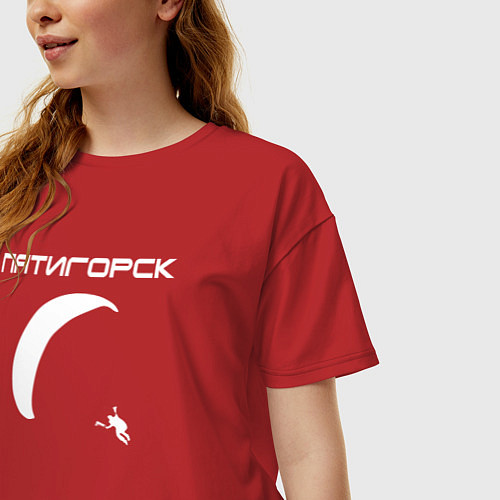 Женская футболка оверсайз Пятигорск парапланеризм светлое / Красный – фото 3