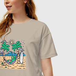 Футболка оверсайз женская Инопланетянин на пляже, цвет: миндальный — фото 2