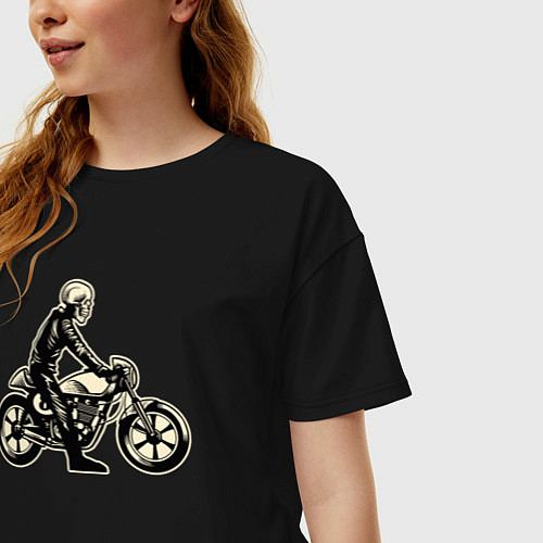 Женская футболка оверсайз Скелет мотоциклист / Черный – фото 3