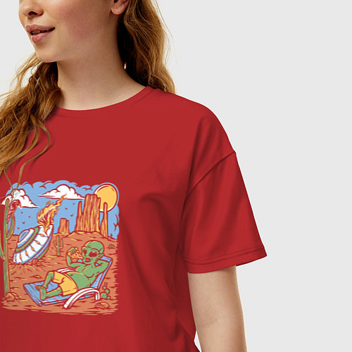 Женская футболка оверсайз Пришелец в пустыне / Красный – фото 3