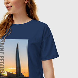 Футболка оверсайз женская Небоскреб Лахта центра в Санкт-Петербурге, цвет: тёмно-синий — фото 2