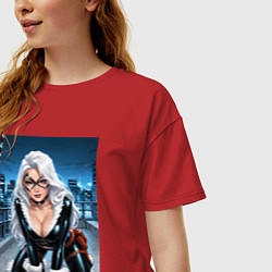 Футболка оверсайз женская Черная кошка на крыше небоскреба, цвет: красный — фото 2