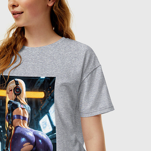Женская футболка оверсайз Девушка с оружием в киберпанк стиле / Меланж – фото 3