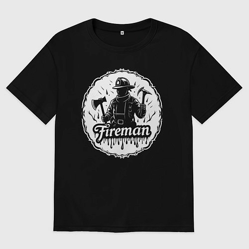 Женская футболка оверсайз Пожарный с двумя топорами / Черный – фото 1