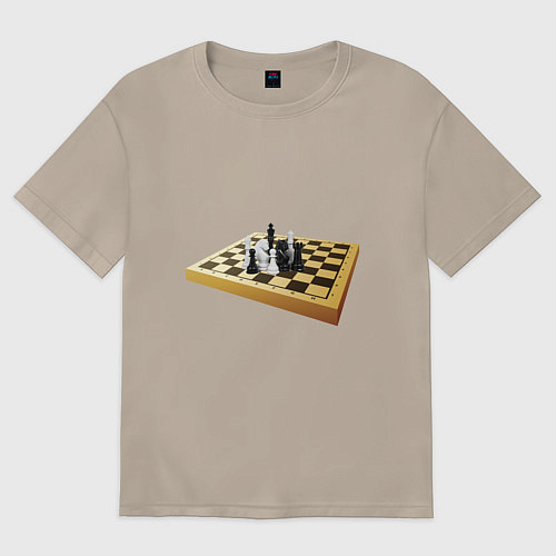 Женская футболка оверсайз Шахматные фигуры на деревянной доске / Миндальный – фото 1