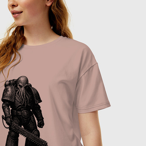 Женская футболка оверсайз Ктулху космодесантник / Пыльно-розовый – фото 3