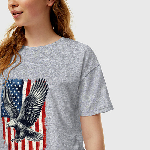 Женская футболка оверсайз Орёл на фоне американского флага USA / Меланж – фото 3