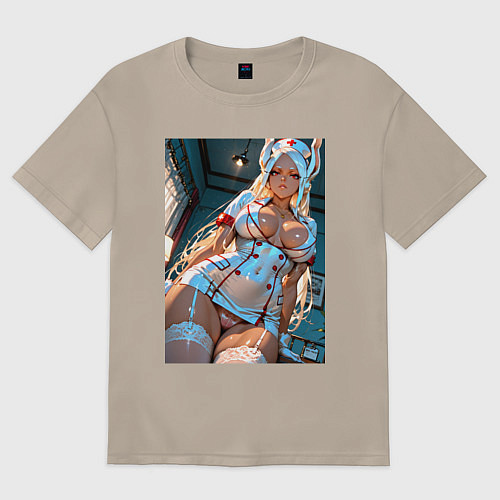 Женская футболка оверсайз Мирко в откровенном наряде медсестры / Миндальный – фото 1