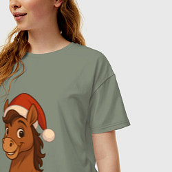 Футболка оверсайз женская 2026 новогодняя лошадка, цвет: авокадо — фото 2