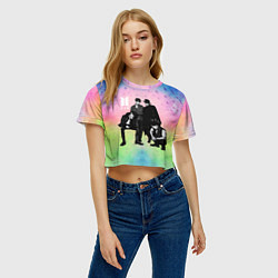Футболка 3D укороченная женская BTS черно-белый стиль на радужном фоне, цвет: 3D-принт — фото 2