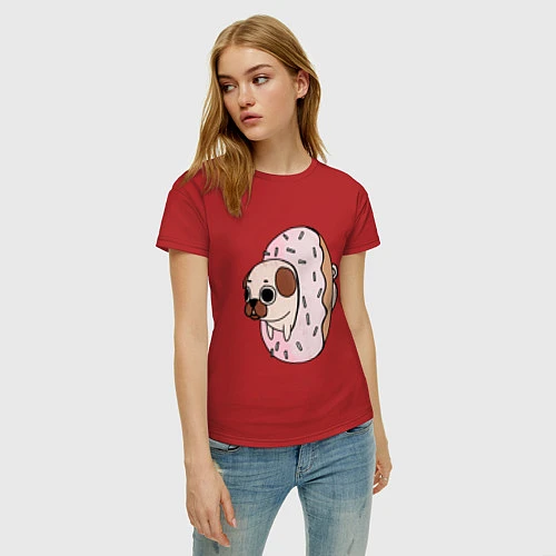 Женская футболка Мопс-пончик / Красный – фото 3