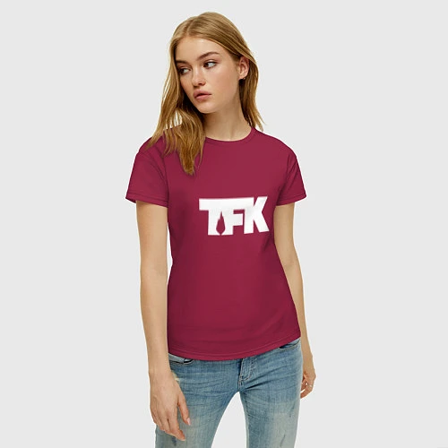 Женская футболка TFK: White Logo / Маджента – фото 3