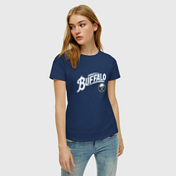 Футболка хлопковая женская Баффало Сейберз , Buffalo Sabres, цвет: тёмно-синий — фото 2