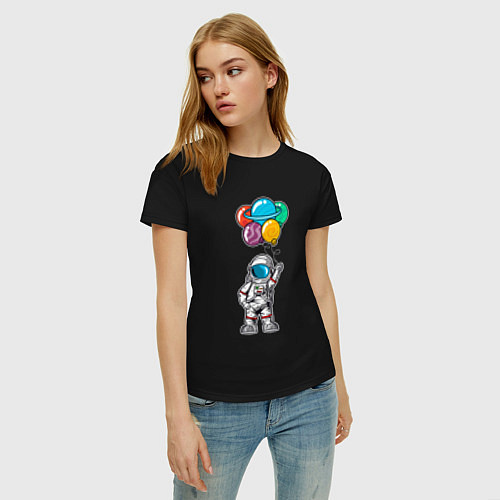 Женская футболка Космонавт с шариками / Черный – фото 3