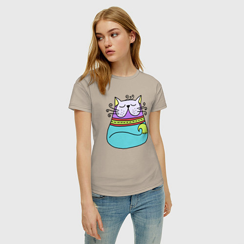 Женская футболка Разноцветный котик / Миндальный – фото 3