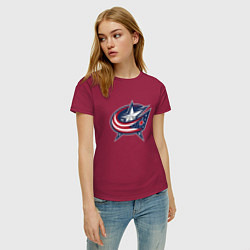 Футболка хлопковая женская Columbus blue jackets - hockey team - emblem, цвет: маджента — фото 2