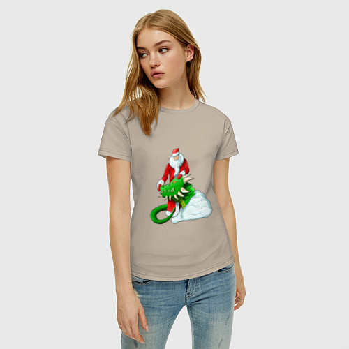 Женская футболка Дед мороз и дракон / Миндальный – фото 3