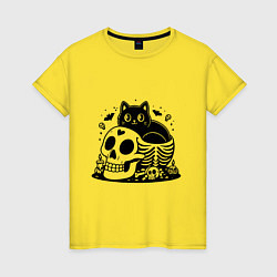 Футболка хлопковая женская Мультяшный черный кот сидит в черепе, цвет: желтый