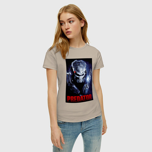 Женская футболка Predator in the helmet / Миндальный – фото 3