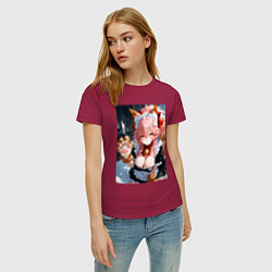 Футболка хлопковая женская Фейт Тамамо в костюме горничной, цвет: маджента — фото 2