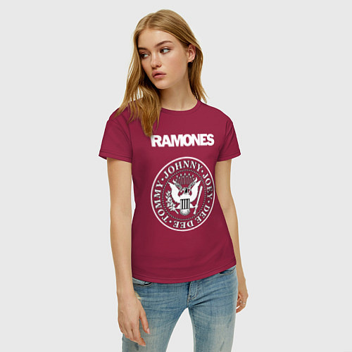 Женская футболка Ramones / Маджента – фото 3