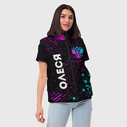 Женский жилет Олеся и неоновый герб России вертикально, цвет: 3D-черный — фото 2