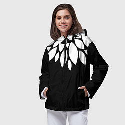 Ветровка с капюшоном женская Лепестки, цвет: 3D-черный — фото 2